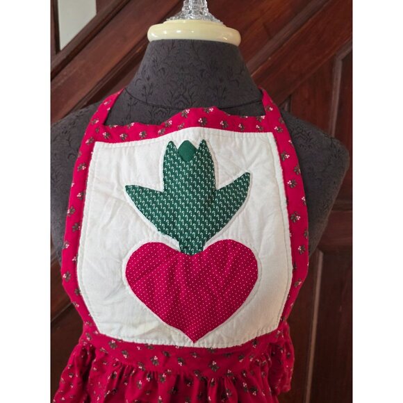 Vintage Red Apron With Heart & Corn Motif - Picture 2 of 3